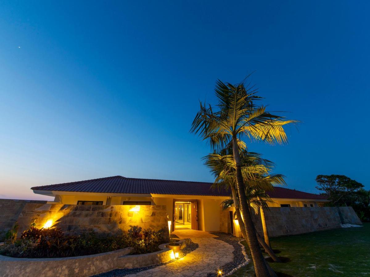 Kanehide Kise Country Club Nago Extérieur photo